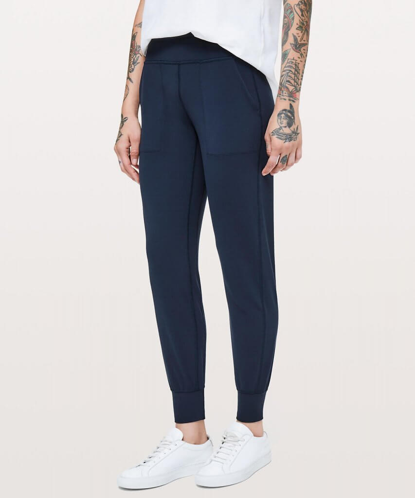 Comfortable & Best Travel Pants for Women Guide - Bobo and ChiChi