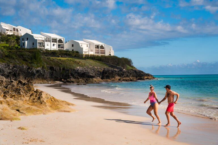 18 BREATHTAKING & Best Beaches in Bermuda + Bermuda Pink Sand Beaches!
