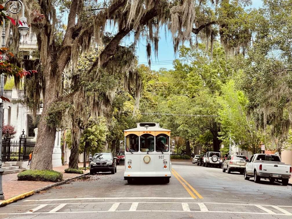 Epic 3 Days in Savannah Itinerary (Perfect Weekend Getaway) - Bobo and ...
