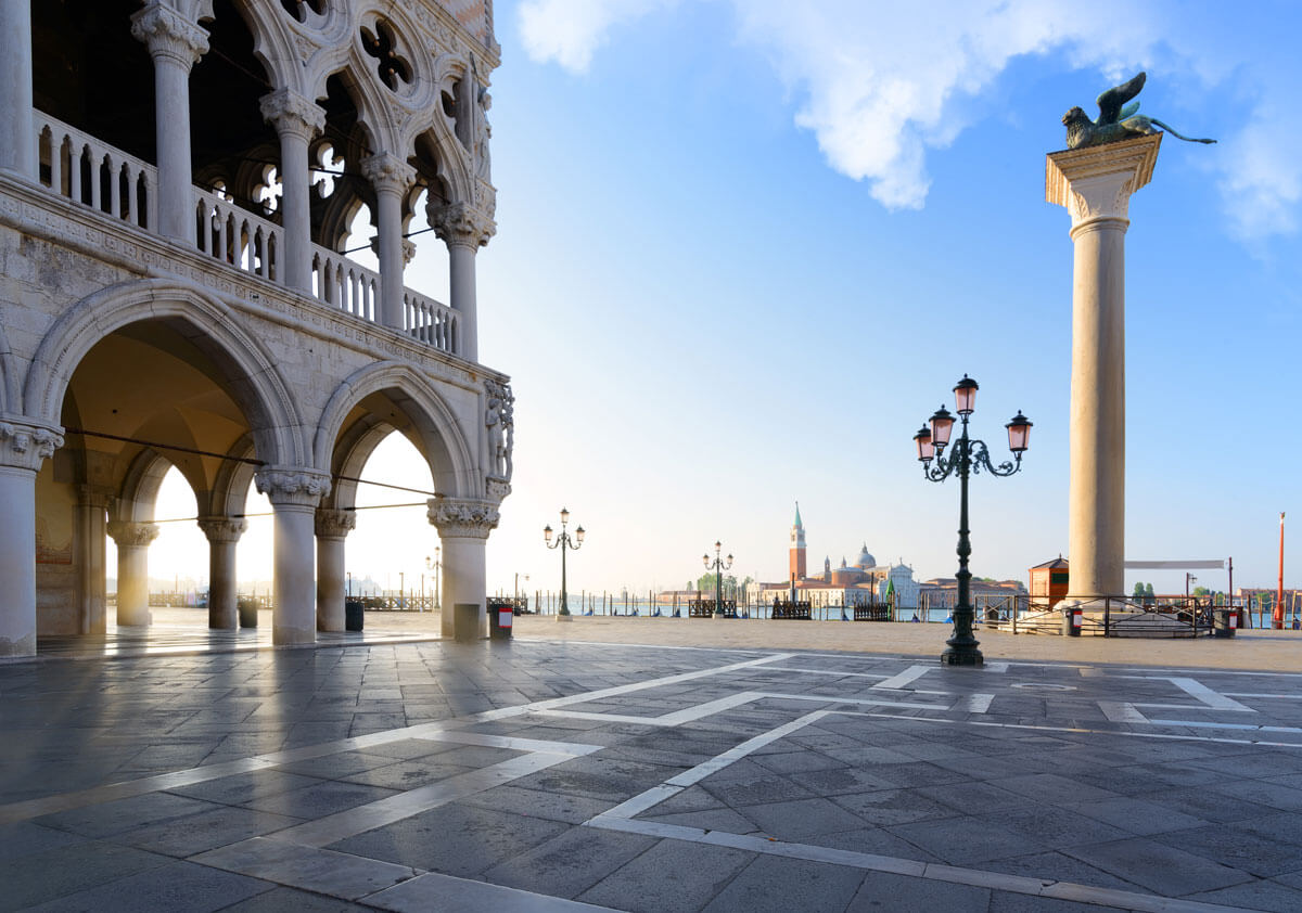 San-Marco-Piazza-in-Venice-Italy
