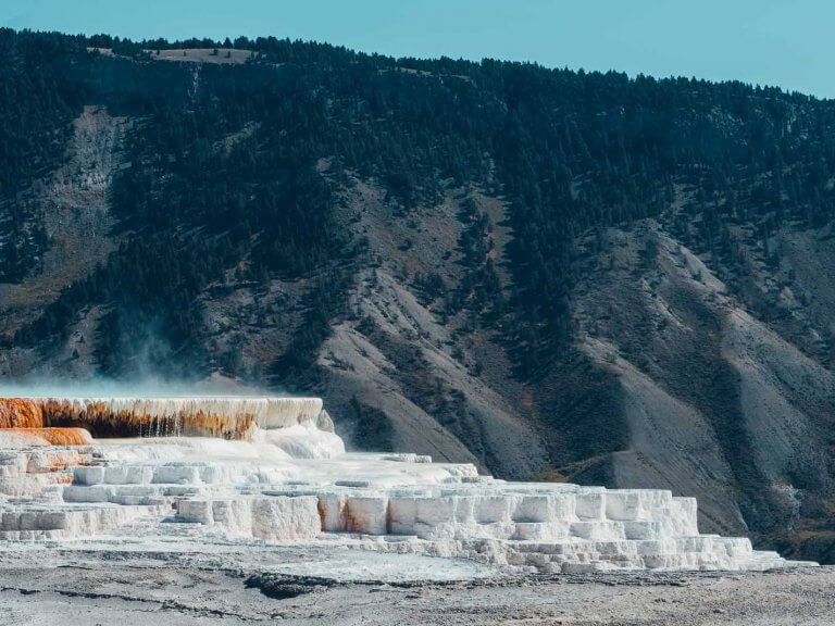 12 Not To Be Missed Things to See in Yellowstone National Park