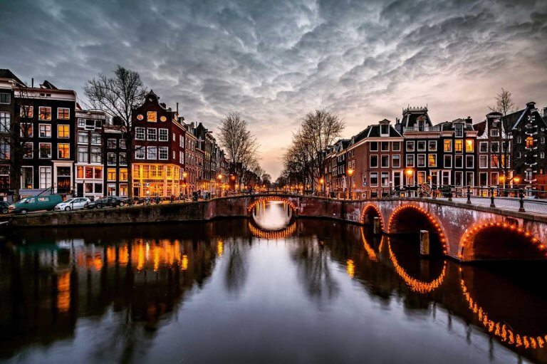 15 Romantic Things to do in Amsterdam